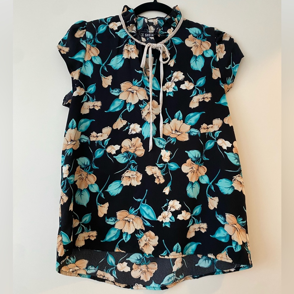 Black + Green Floral Blouse • SHEIN